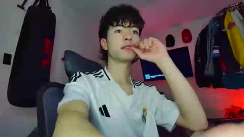 TONER online show from 12/19/25, 03:35