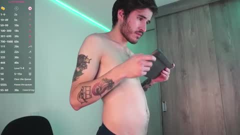 t0ny_wylie online show from 12/15/24, 07:35