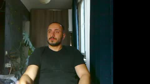 Huracane online show from 04/21/26, 03:28