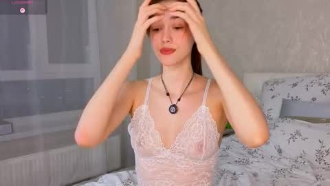 Heeey im Helena3 -- fav555100333 -- pvts only premium and after my public show 3 online show from 02/01/26, 01:20