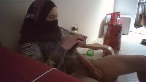 Snapshot of t_wilo chatting on 02/13/26, 08:32 t_wilo online show from 02/13/26, 08:32