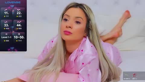 Arianna online show from 02/12/25, 04:33