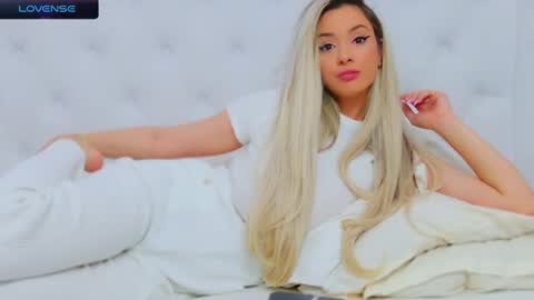 Arianna online show from 02/24/25, 04:15