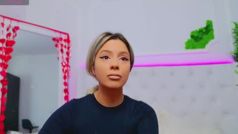 Arianna online show from 02/28/25, 04:20