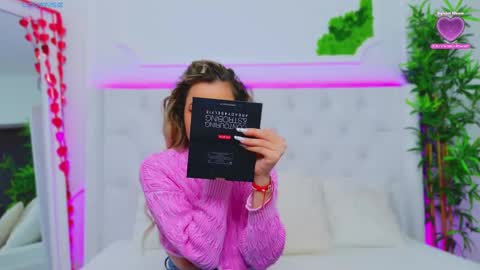 Arianna online show from 03/05/25, 01:17