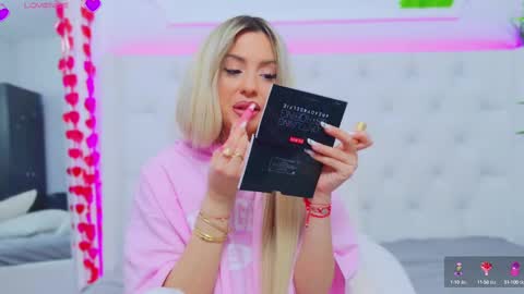 Arianna online show from 03/11/25, 04:29