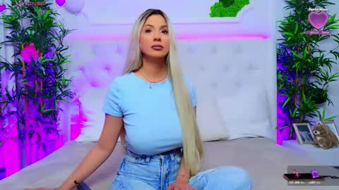 Arianna online show from 10/29/25, 02:30