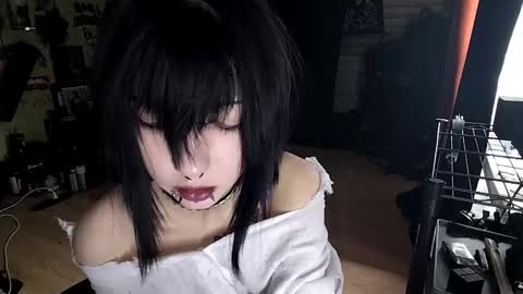 Snapshot of tabethashempert chatting on 02/16/26, 11:06 Lina online show from 02/16/26, 11:06