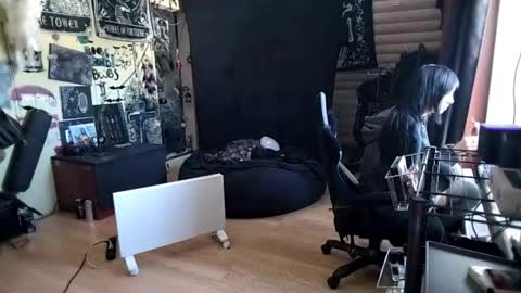 Snapshot of tabethashempert chatting on 02/25/26, 11:09 Lina online show from 02/25/26, 11:09