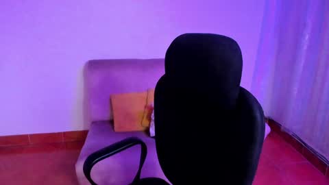 Snapshot of tabitapurple chatting on 01/06/25, 12:02 TABITA online show from 01/06/25, 12:02