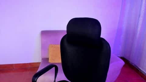 Snapshot of tabitapurple chatting on 01/15/25, 12:04 TABITA online show from 01/15/25, 12:04