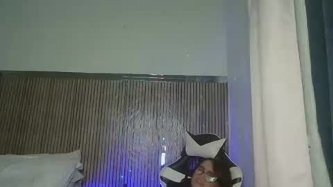 yameil online show from 03/14/26, 09:15