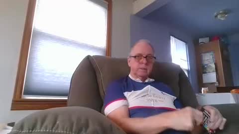 Snapshot of tacrunner66_ chatting on 02/21/25, 06:37 tacrunner66_ online show from 02/21/25, 06:37