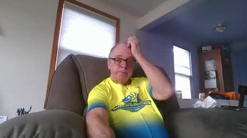 Snapshot of tacrunner66_ chatting on 02/26/25, 09:37 tacrunner66_ online show from 02/26/25, 09:37