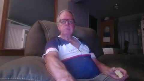 Snapshot of tacrunner66_ chatting on 09/14/25, 05:50 tacrunner66_ online show from 09/14/25, 05:50