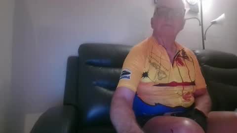 Snapshot of tacrunner66_ chatting on 09/26/25, 01:48 tacrunner66_ online show from 09/26/25, 01:48