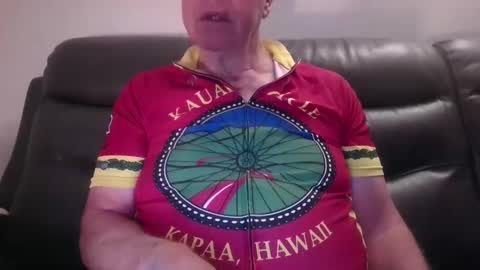 Snapshot of tacrunner66_ chatting on 10/11/25, 02:48 tacrunner66_ online show from 10/11/25, 02:48