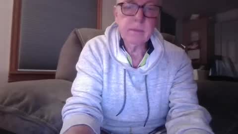 Snapshot of tacrunner66_ chatting on 10/12/25, 02:54 tacrunner66_ online show from 10/12/25, 02:54