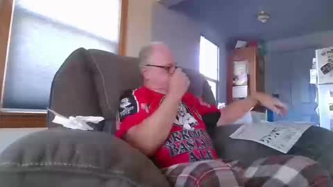 Snapshot of tacrunner66_ chatting on 10/13/25, 08:09 tacrunner66_ online show from 10/13/25, 08:09