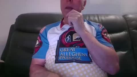 Snapshot of tacrunner66_ chatting on 10/15/25, 02:39 tacrunner66_ online show from 10/15/25, 02:39