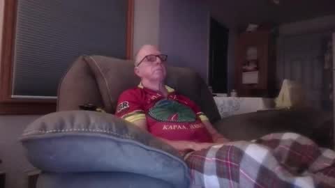 Snapshot of tacrunner66_ chatting on 10/21/25, 02:34 tacrunner66_ online show from 10/21/25, 02:34