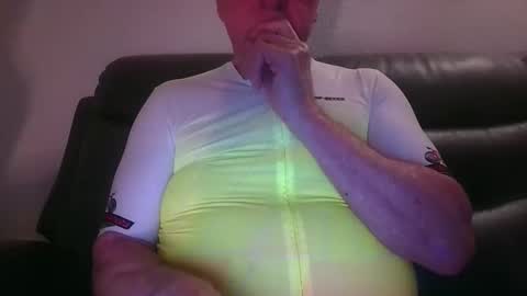 Snapshot of tacrunner66_ chatting on 11/21/25, 03:22 tacrunner66_ online show from 11/21/25, 03:22