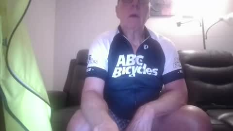 Snapshot of tacrunner66_ chatting on 01/14/26, 02:33 tacrunner66_ online show from 01/14/26, 02:33