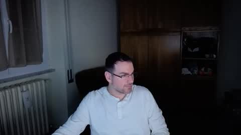 Snapshot of taf1989 chatting on 05/15/26, 11:12 taf1989 online show from 05/15/26, 11:12