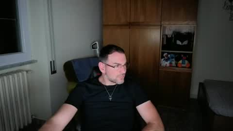 Snapshot of taf1989 chatting on 06/11/26, 10:52 taf1989 online show from 06/11/26, 10:52