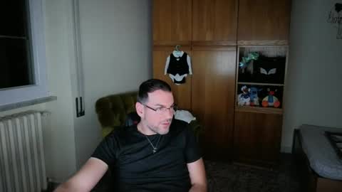 Snapshot of taf1989 chatting on 06/16/26, 10:56 taf1989 online show from 06/16/26, 10:56