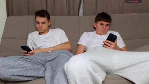 Alex online show from 12/15/25, 06:34