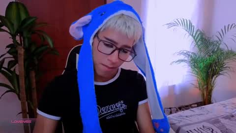 taichi online show from 09/26/25, 07:07