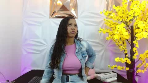 Snapshot of taira_bms chatting on 10/05/25, 03:05 Samantha online show from 10/05/25, 03:05