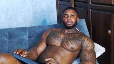 Tairon Tucke online show from 12/24/24, 01:16