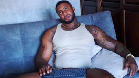 Tairon Tucke online show from 01/13/25, 09:20