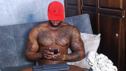 Tairon Tucke online show from 01/29/25, 10:58