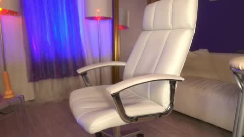 Margo online show from 02/20/25, 03:41