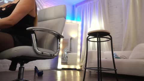 Margo online show from 11/20/25, 03:01