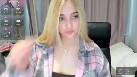 Taisia online show from 05/12/26, 08:11