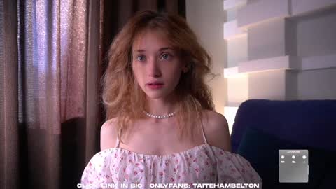 Mia online show from 09/20/25, 02:12