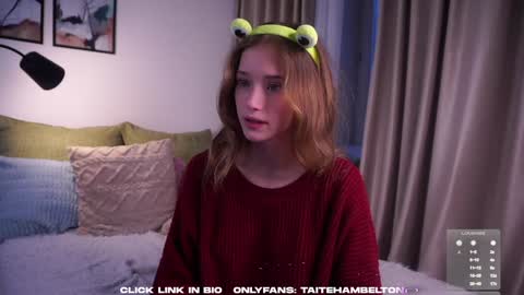 Mia online show from 11/12/25, 01:39