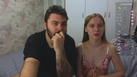 taiti_fox_cub online show from 05/29/26, 04:27