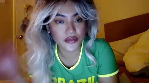 Snapshot of takemeinheaven1 chatting on 12/04/24, 03:54 Lena online show from 12/04/24, 03:54