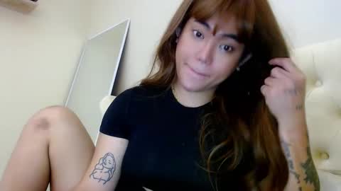 Snapshot of takemeinheaven1 chatting on 01/27/25, 02:35 Lena online show from 01/27/25, 02:35