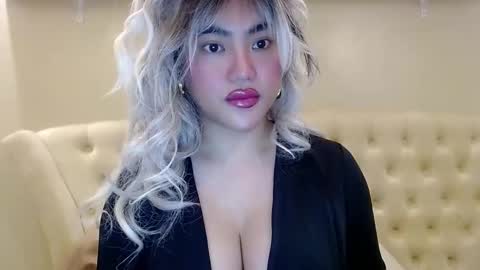 Snapshot of takemeinheaven1 chatting on 02/06/25, 03:52 Lena online show from 02/06/25, 03:52