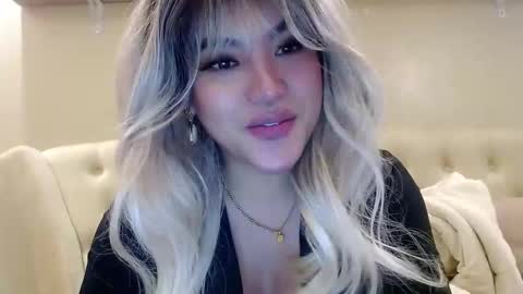 Snapshot of takemeinheaven1 chatting on 02/16/25, 08:11 Lena online show from 02/16/25, 08:11