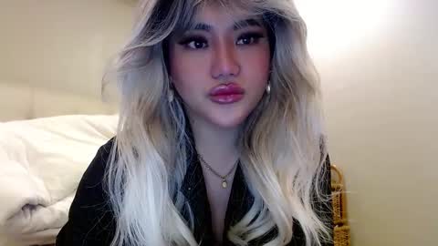 Snapshot of takemeinheaven1 chatting on 03/04/25, 07:01 Lena online show from 03/04/25, 07:01