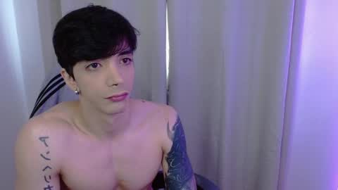 takeru___ online show from 10/31/25, 01:23