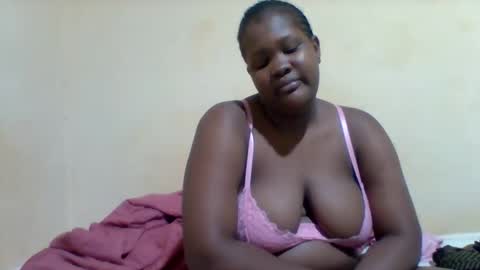 taliah254 online show from 10/26/25, 05:41