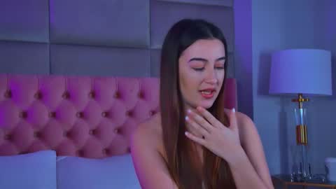 taliamorenne online show from 01/13/26, 04:40